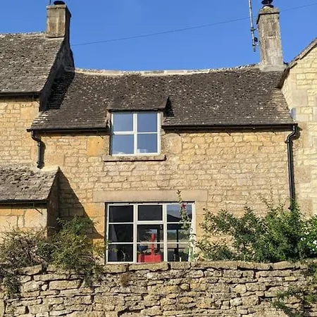 Stylish 3 Bed Cotswold Cottage With Stunning Views Cheltenham Exterior foto