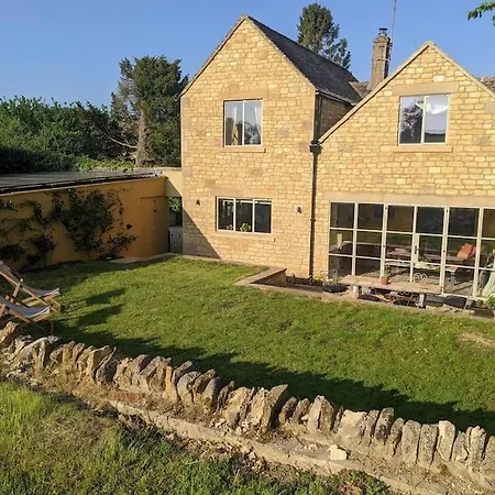 Stylish 3 Bed Cotswold Cottage With Stunning Views Cheltenham Exterior foto