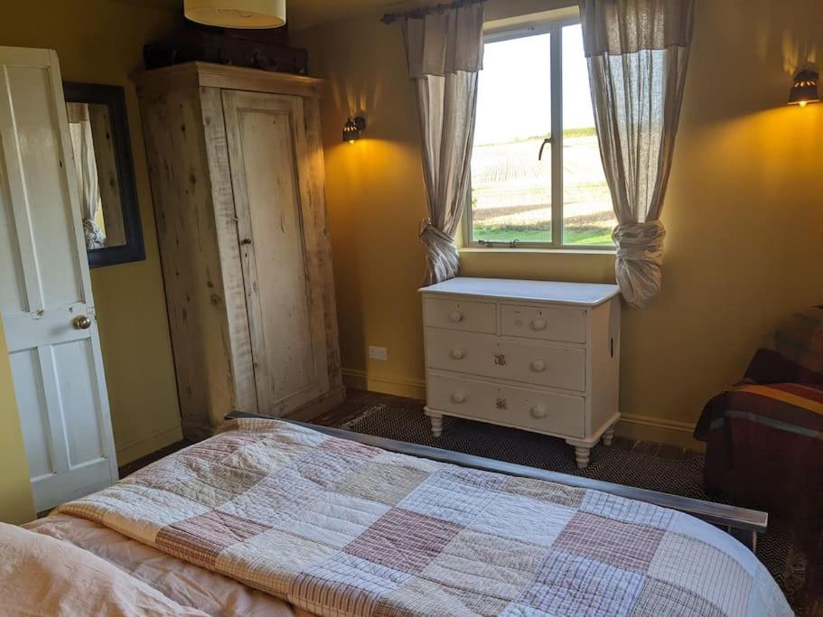 Stylish 3 Bed Cotswold With Stunning Views